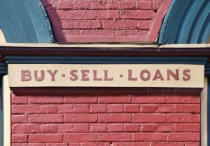 Top Advantages of Buying from a Pawn Shop